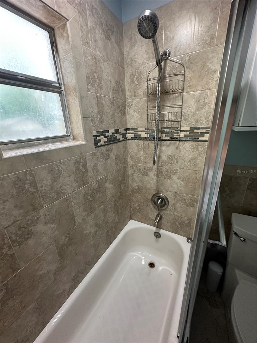 4605 E YUKON ST — photo 21