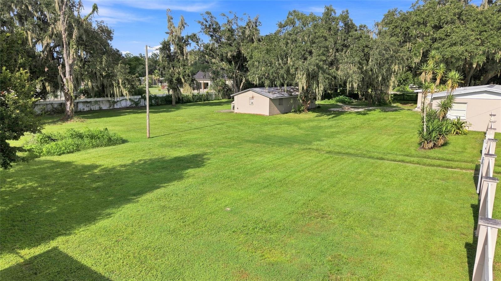 5106 THONOTOSASSA RD — photo 59