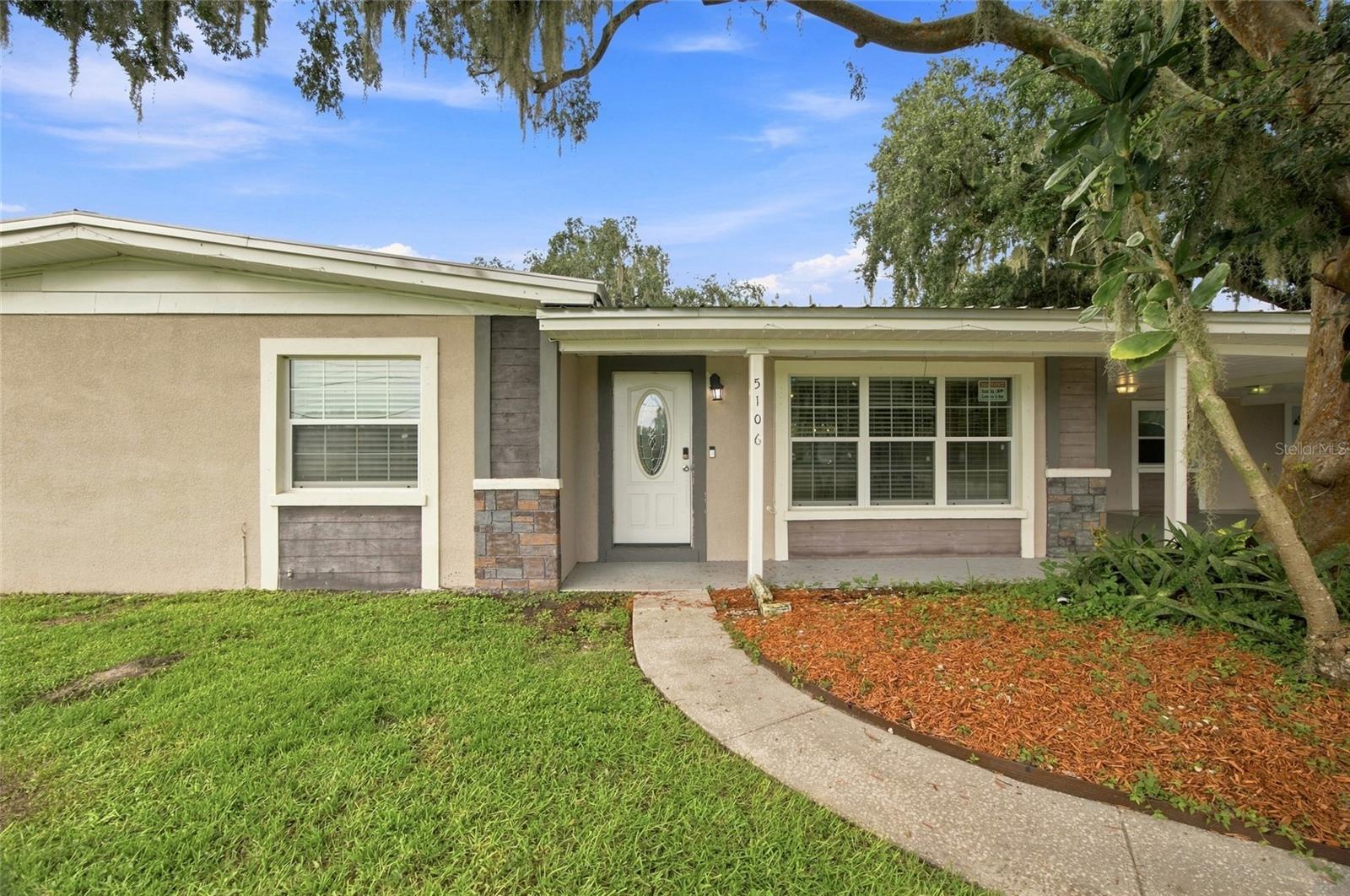 5106 THONOTOSASSA RD — photo 7