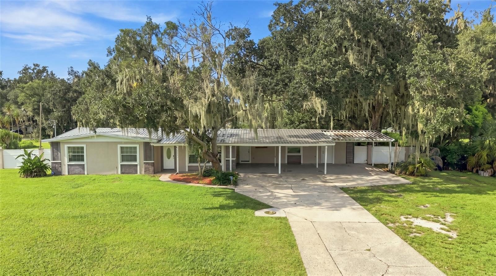 5106 THONOTOSASSA RD — photo 9