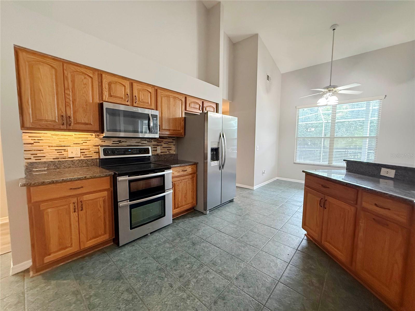 3510 AUTUMN GLEN DR — photo 7
