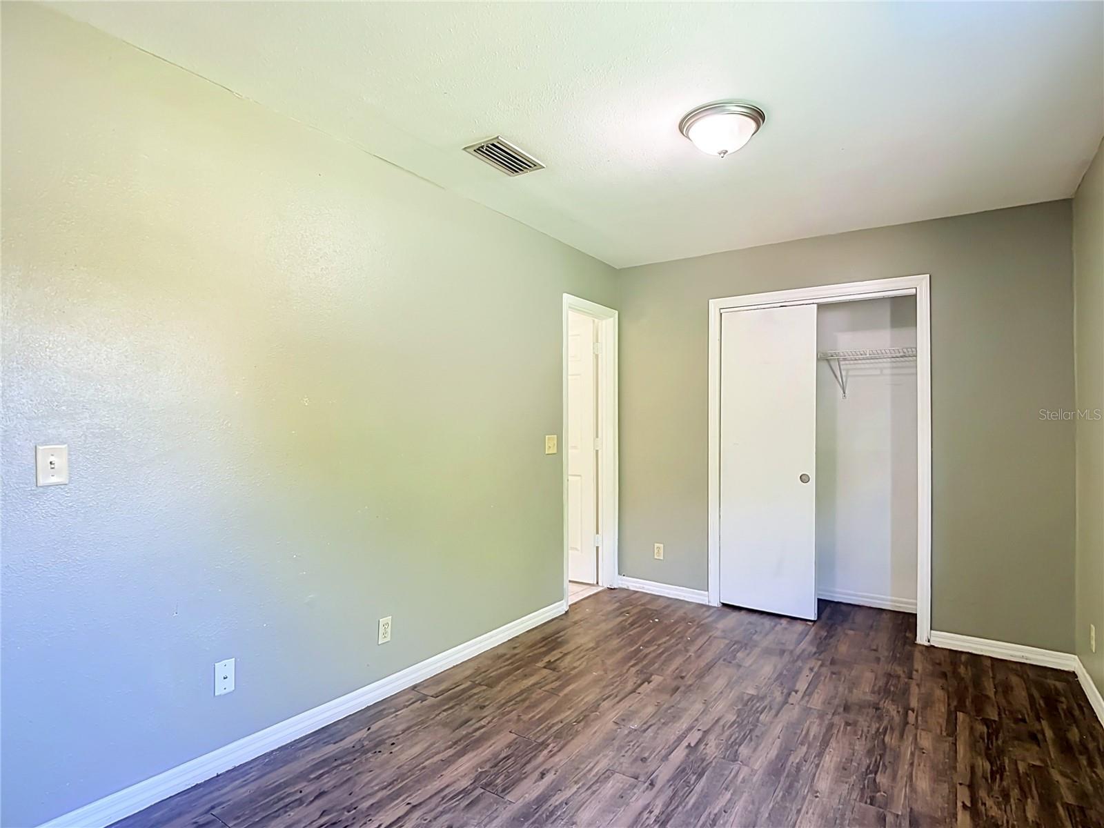 8410 N SEMMES ST — photo 15