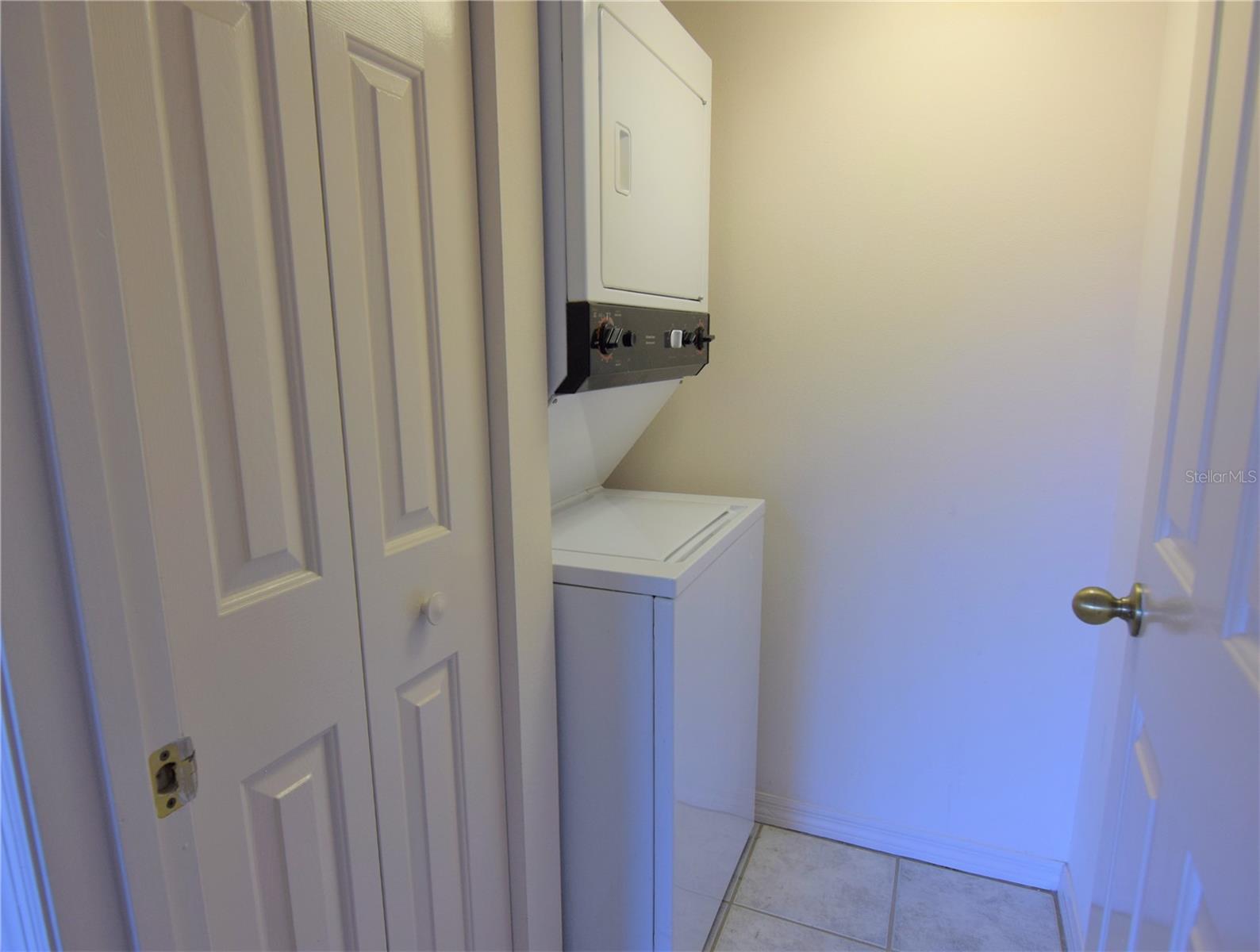 8390 WINGATE DR #525 — photo 13