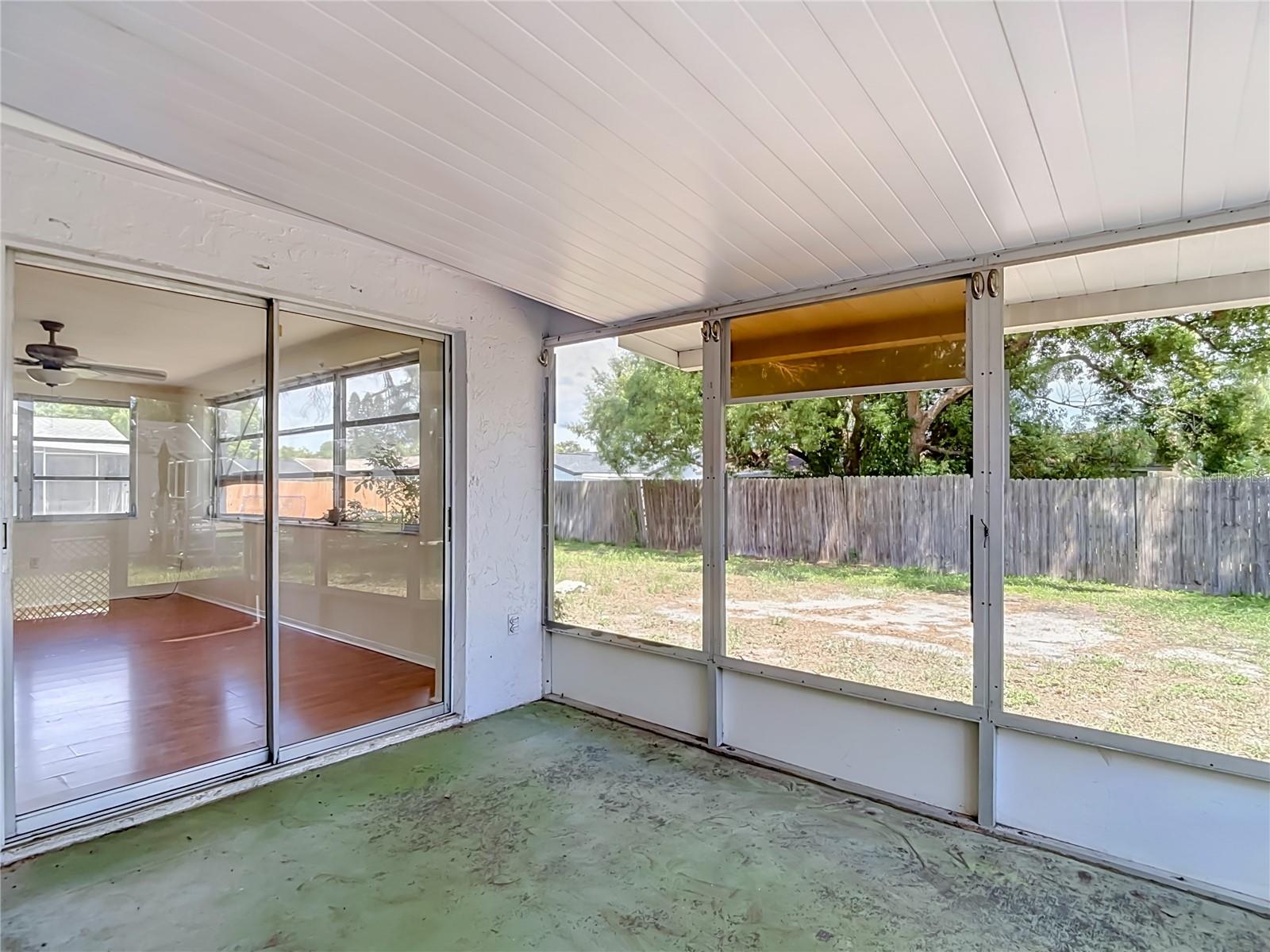 10328 LOQUAT DR — photo 41