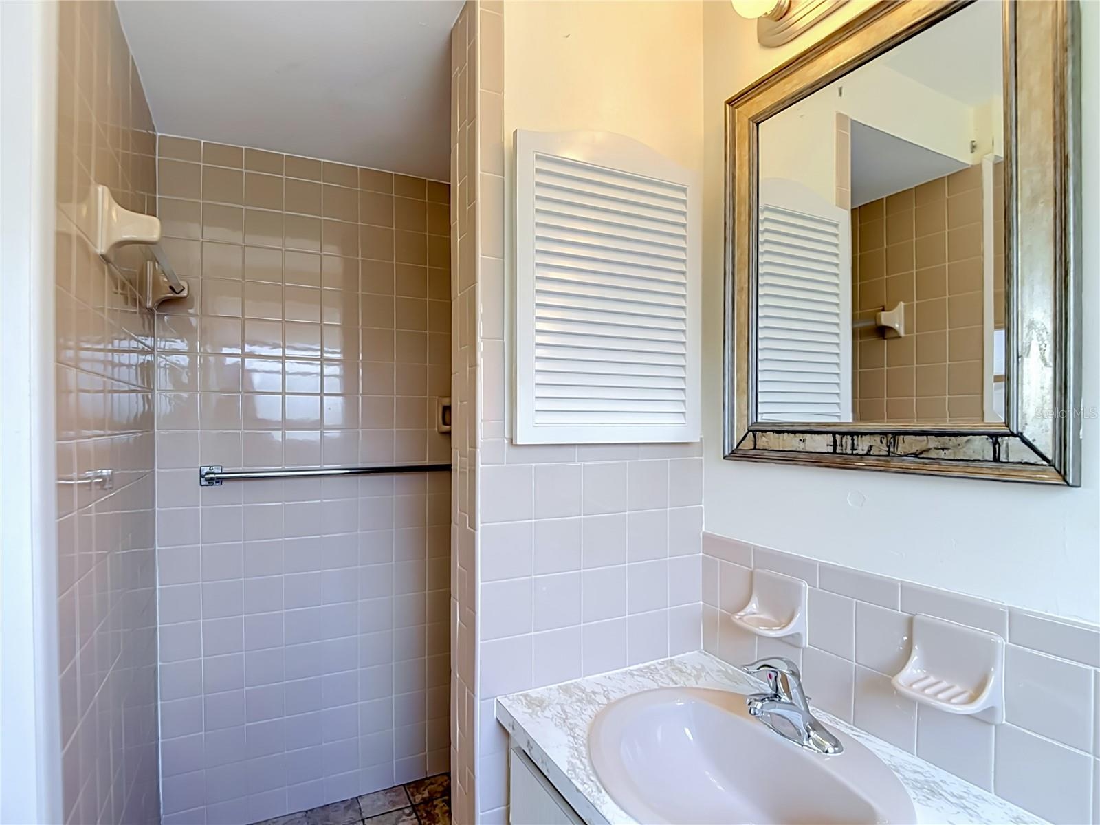 10328 LOQUAT DR — photo 34