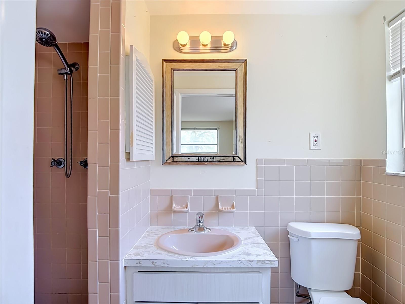 10328 LOQUAT DR — photo 32