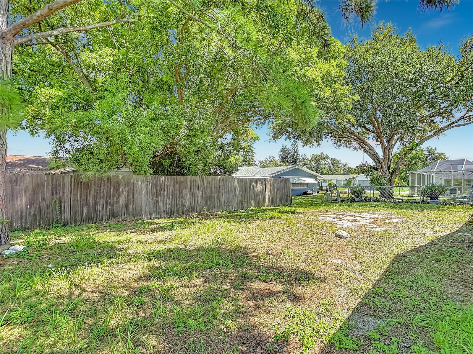 10328 LOQUAT DR — photo 46