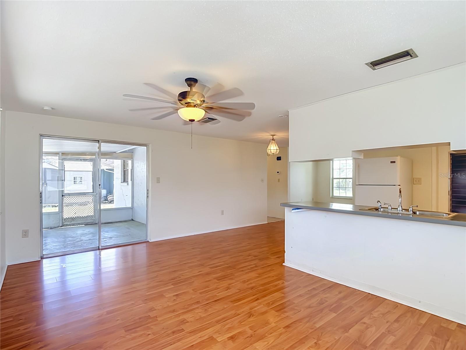 10328 LOQUAT DR — photo 18