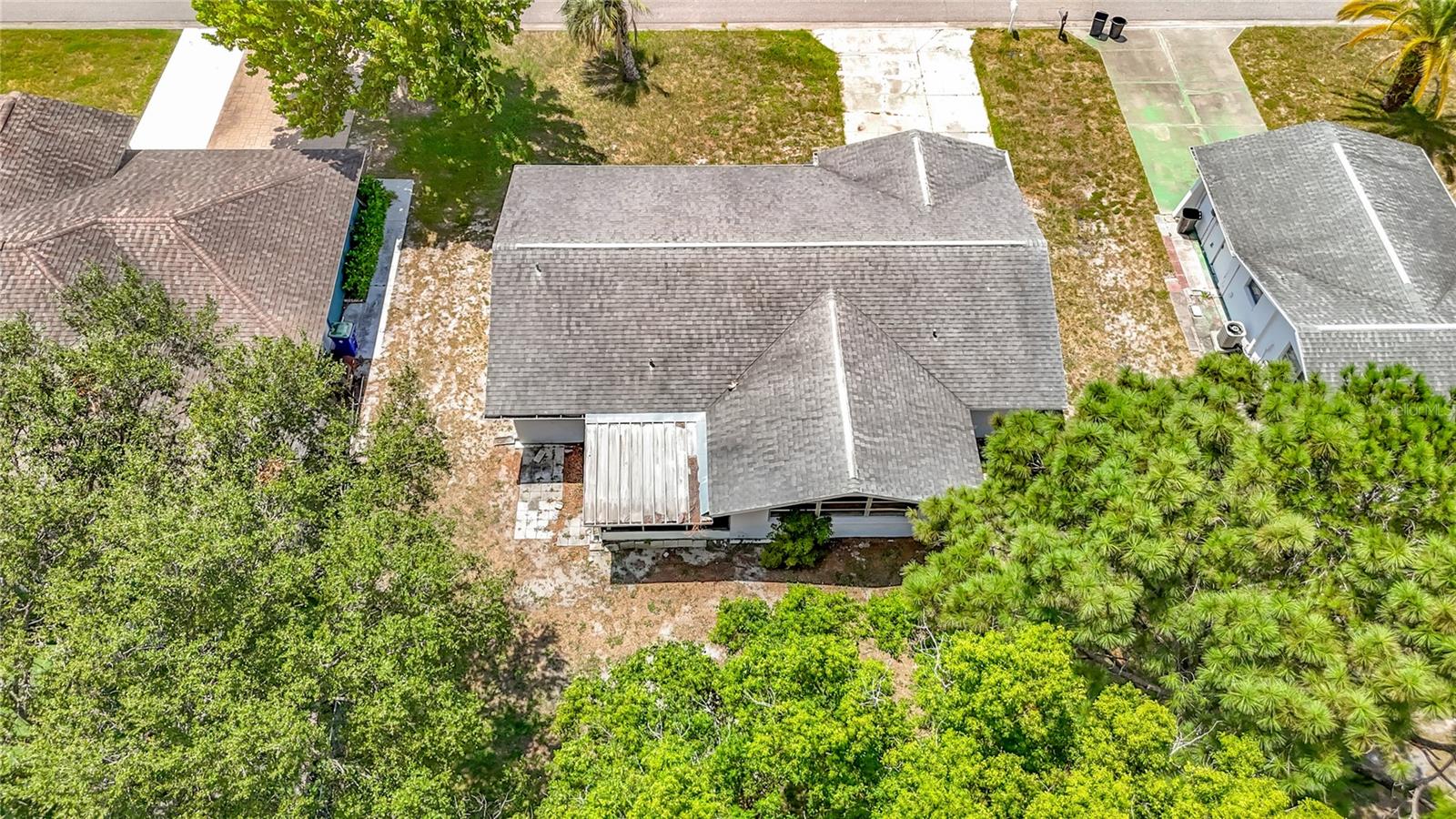 10328 LOQUAT DR — photo 53