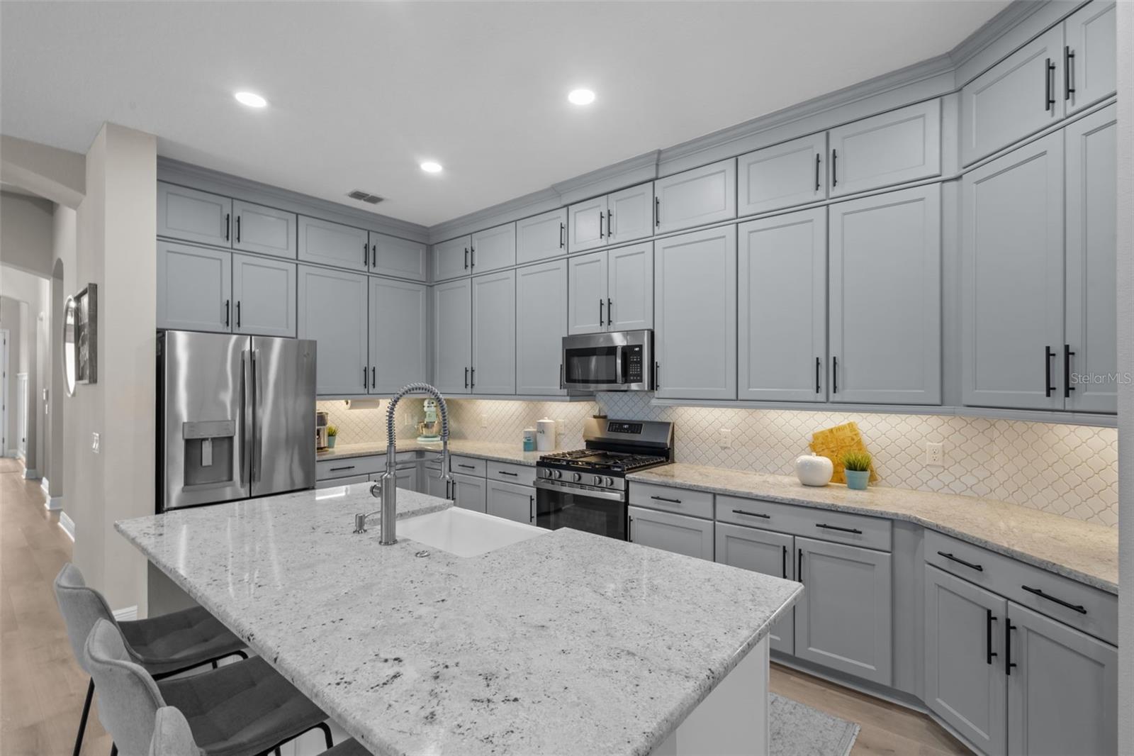 15170 AVILES PKWY — photo 13