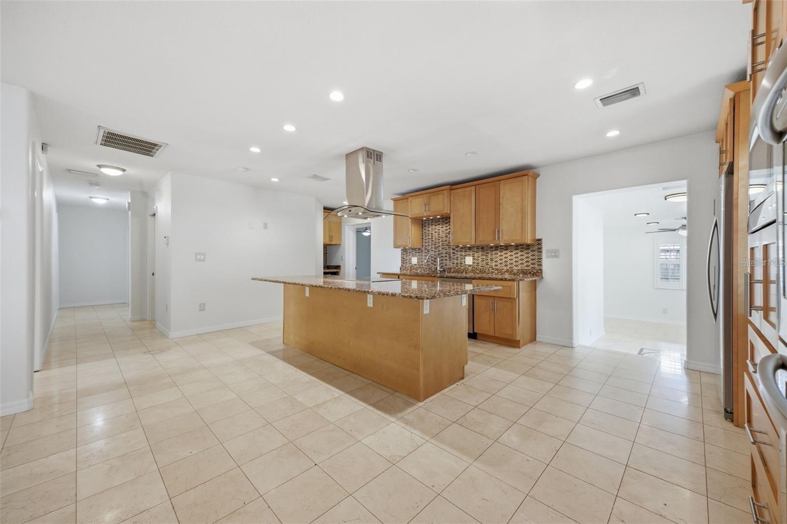 2512 W KANSAS AVE — photo 5