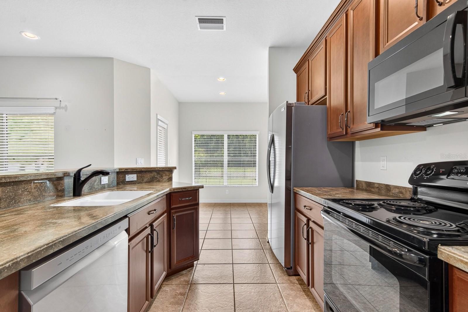 11231 BELLE HAVEN DR — photo 36
