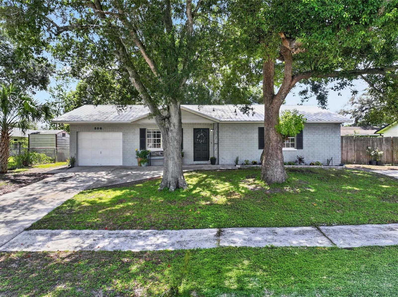 508 COCOPLUM DR — photo 6