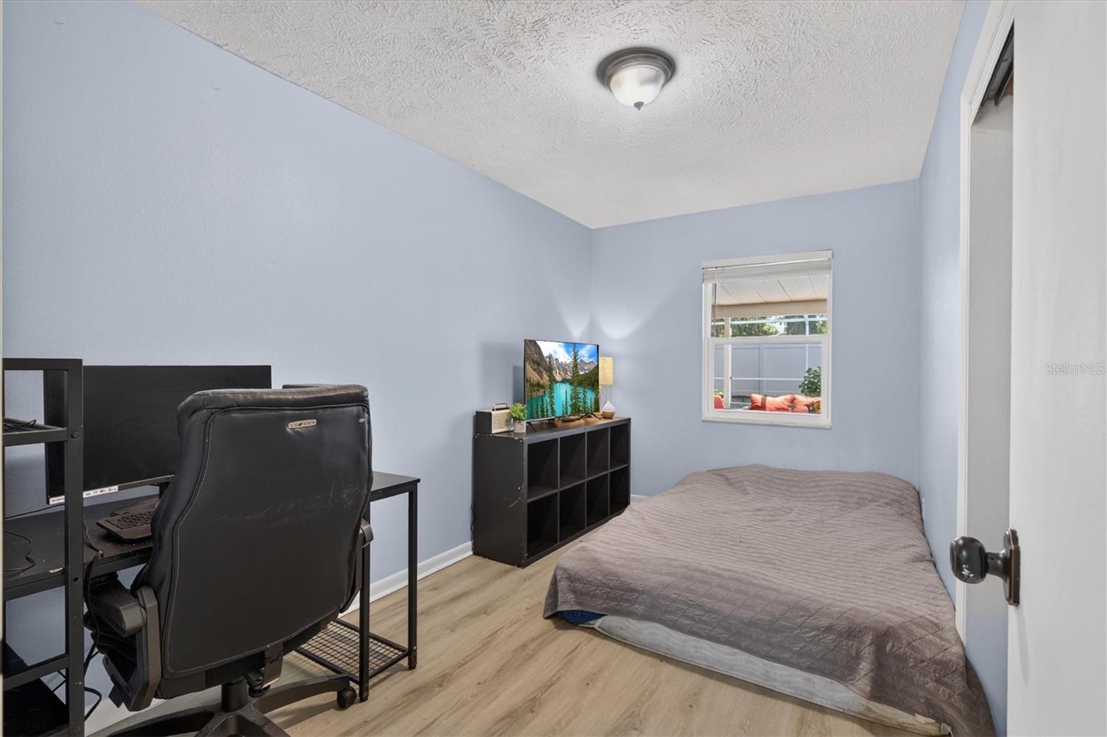 508 COCOPLUM DR — photo 33