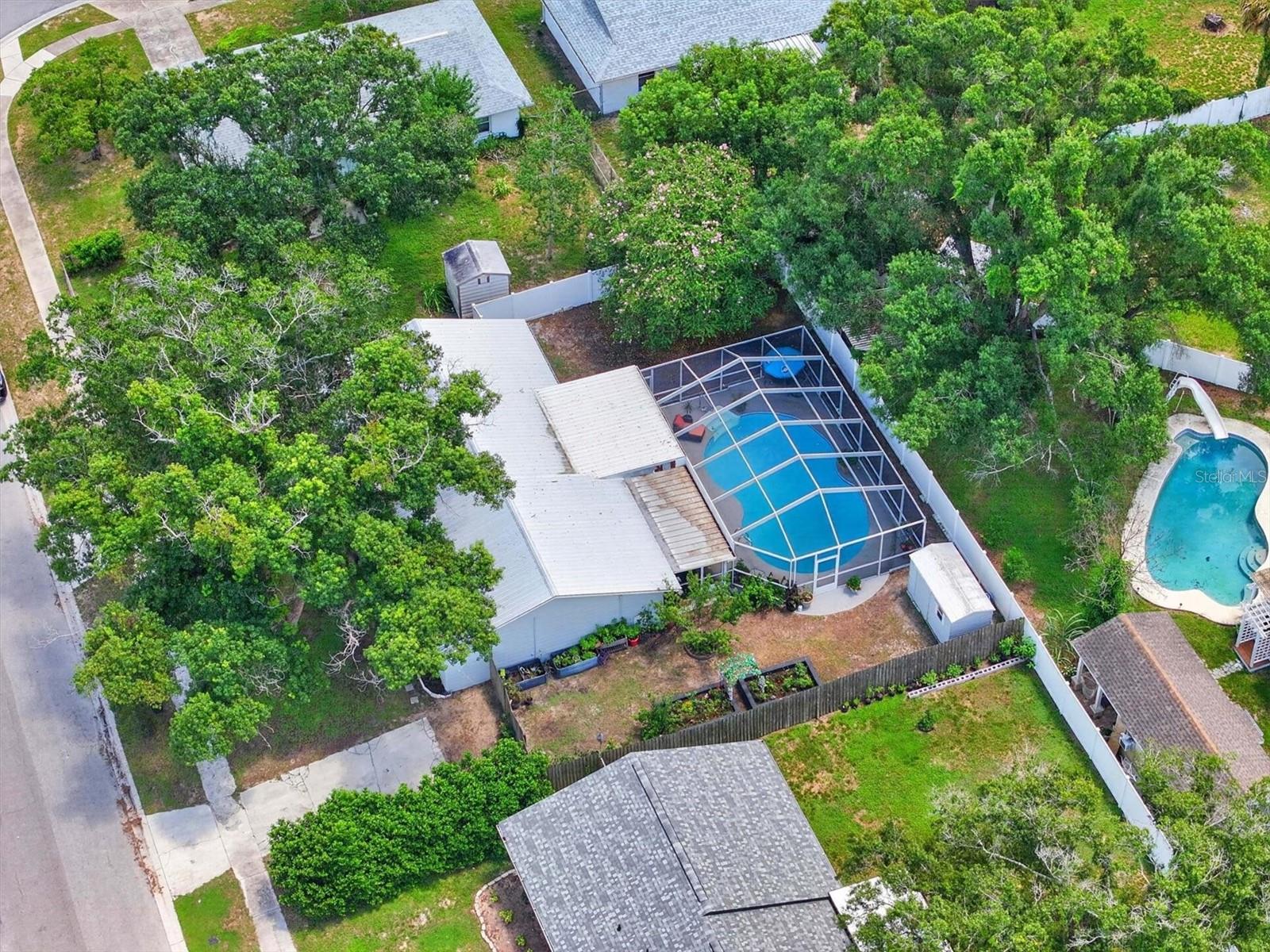 508 COCOPLUM DR — photo 47