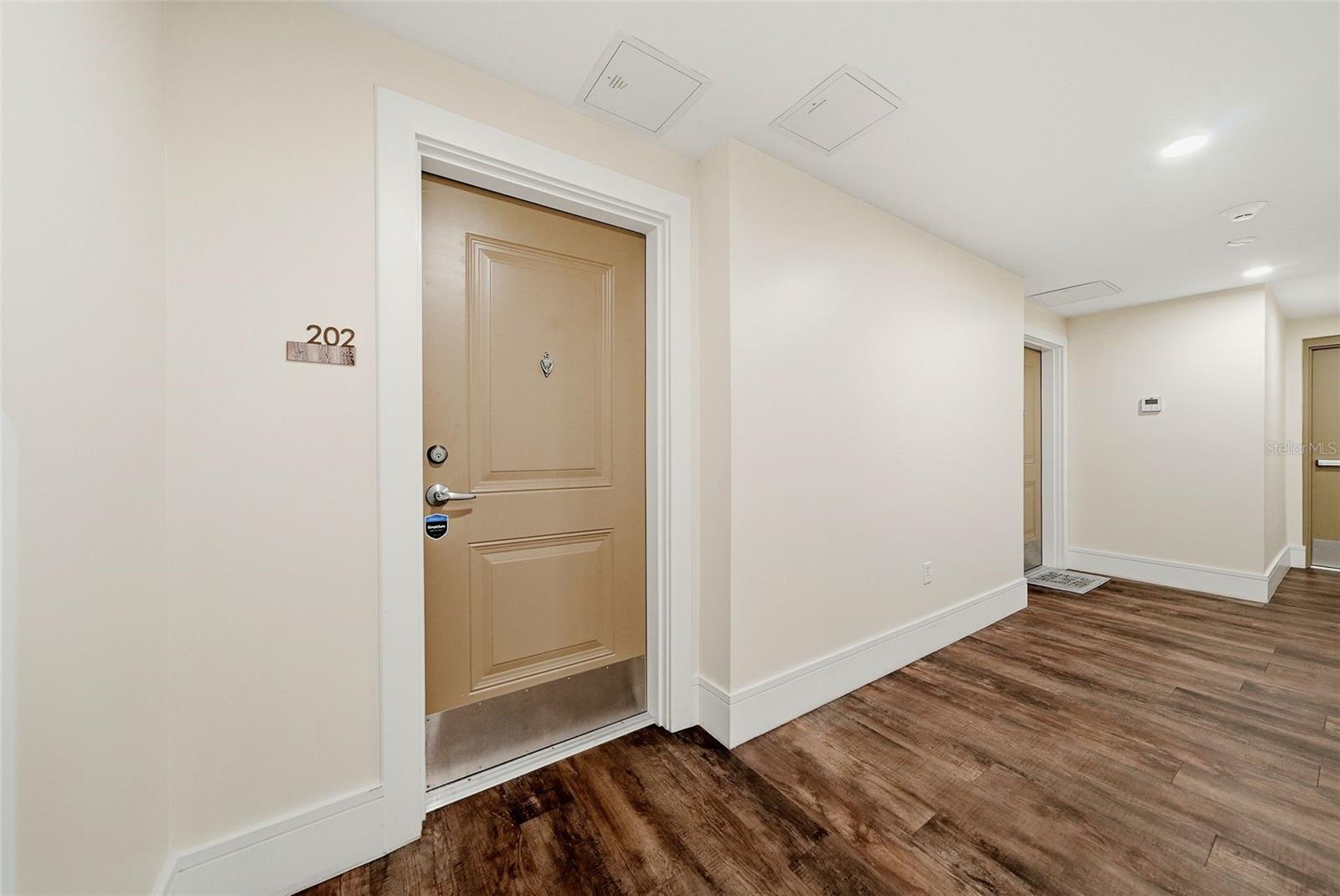 231 2ND ST S #202 — photo 8