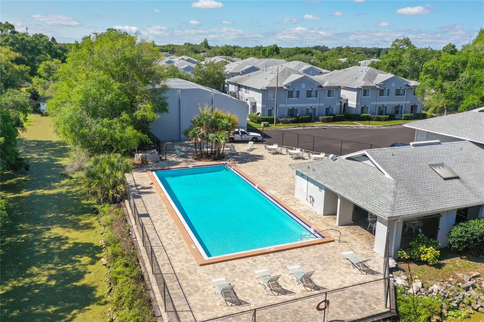4009 DOLPHIN DR — photo 41
