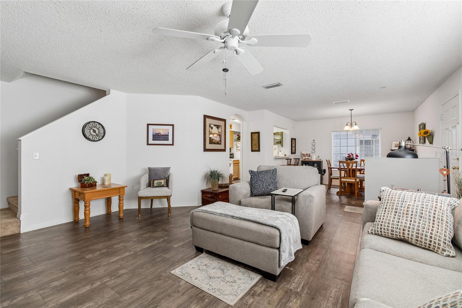 4009 DOLPHIN DR — photo 16