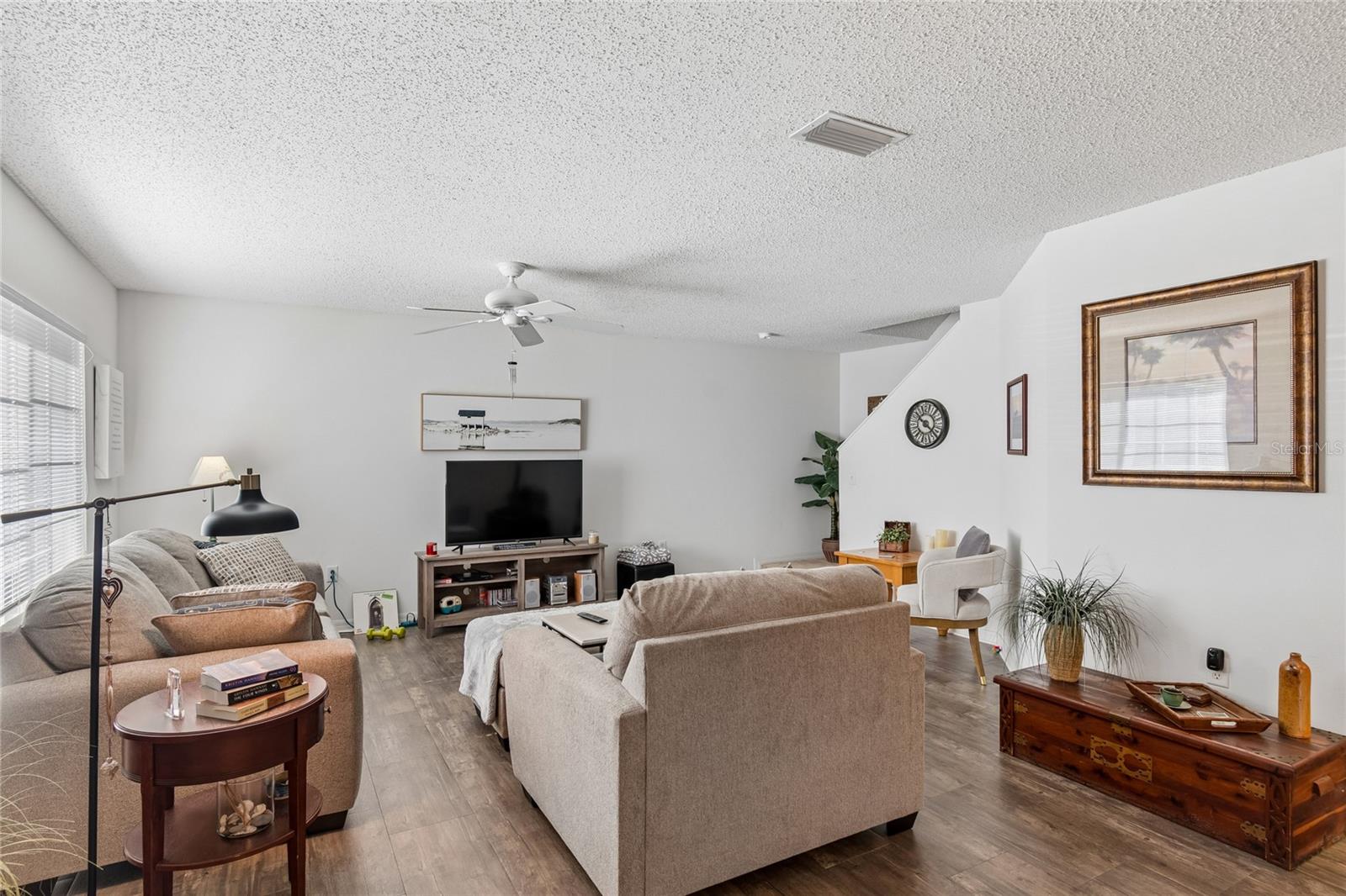 4009 DOLPHIN DR — photo 13