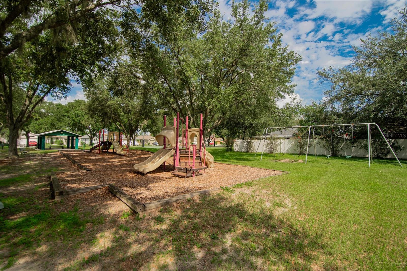 535 SCARLET MAPLE CT — photo 60