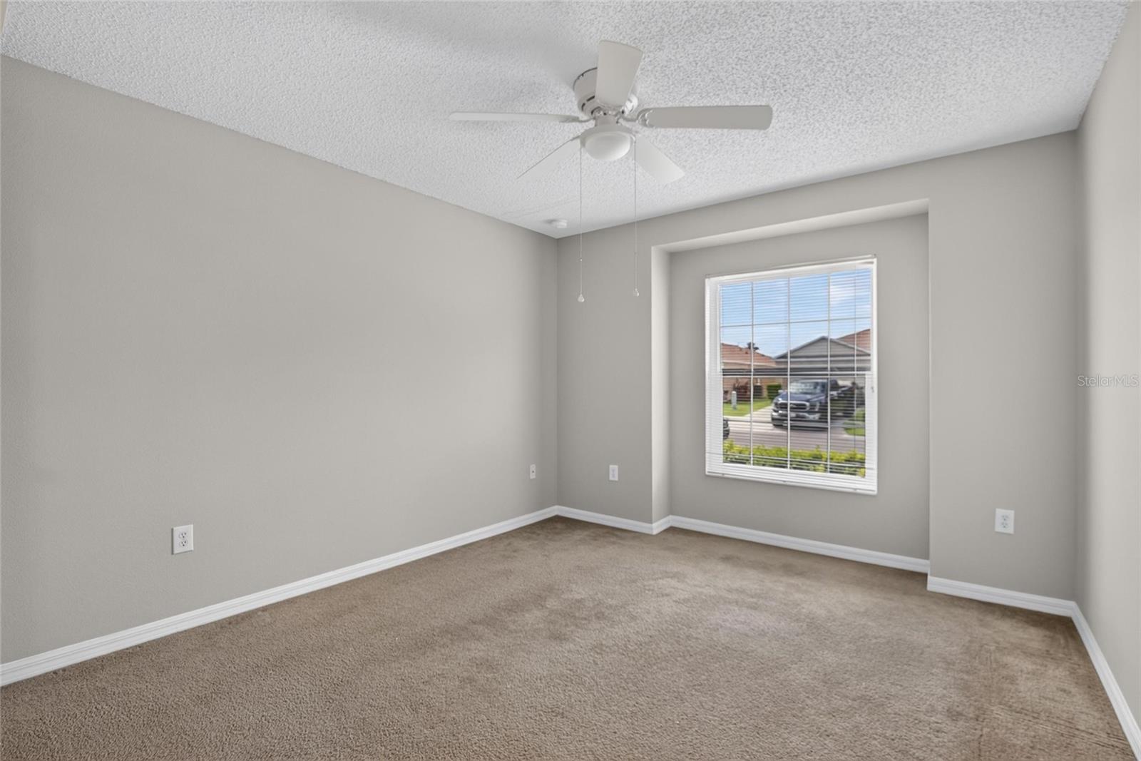 535 SCARLET MAPLE CT — photo 24