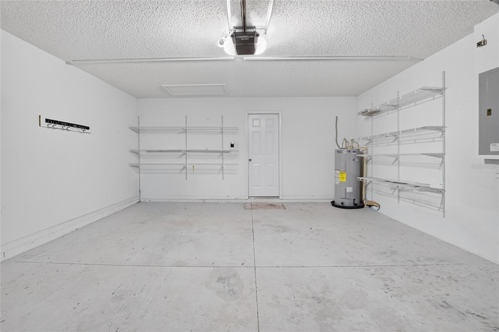 535 SCARLET MAPLE CT — photo 41