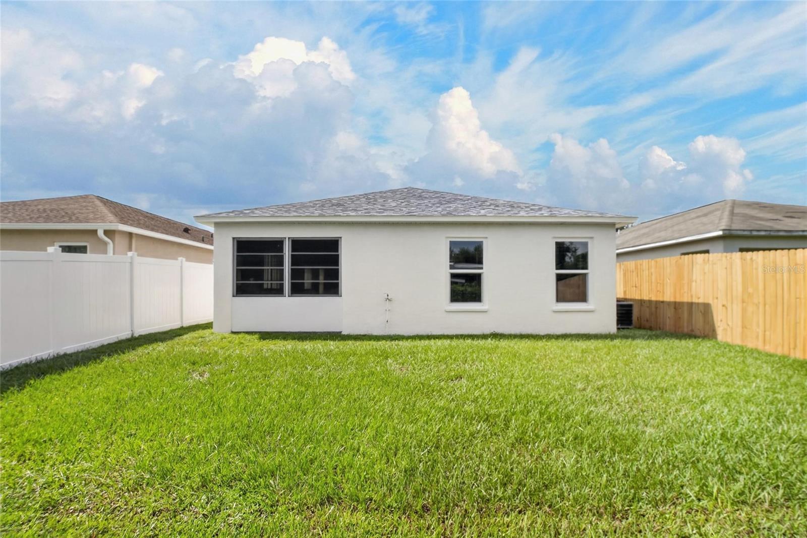 535 SCARLET MAPLE CT — photo 46