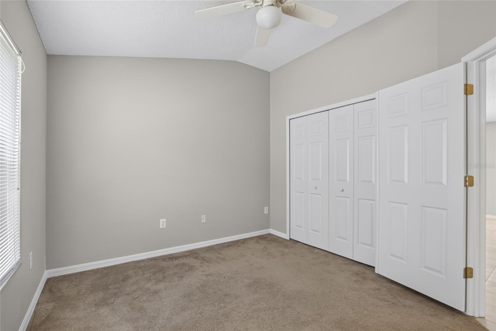 535 SCARLET MAPLE CT — photo 32