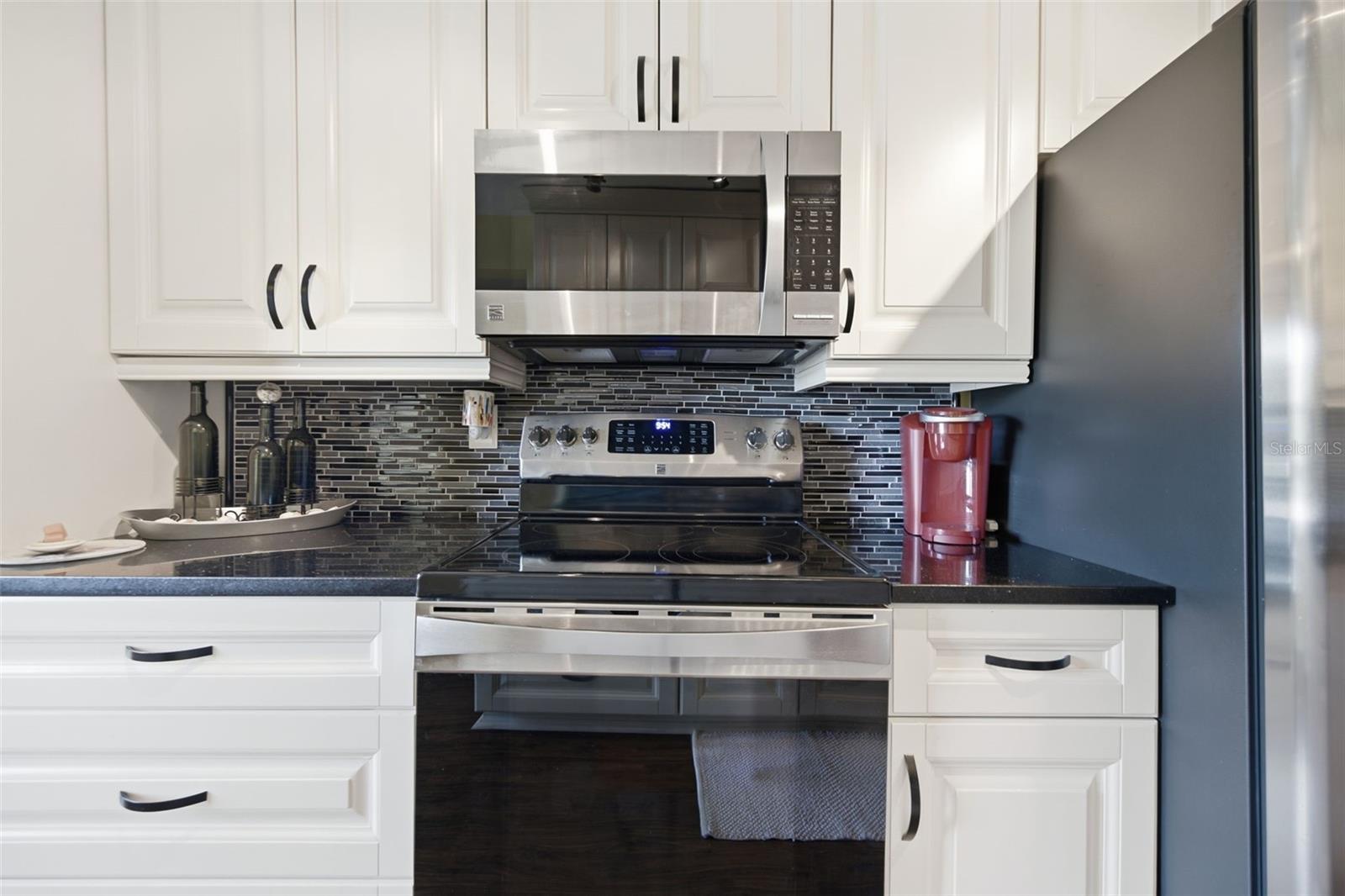 435 30TH AVE W #D206 — photo 9