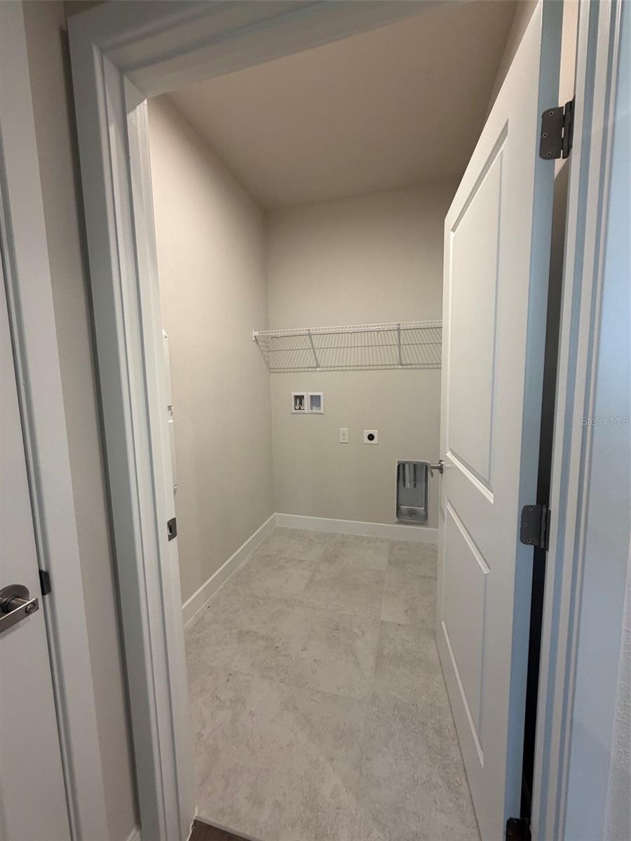 18732 HIGHLAND DEW ST — photo 13