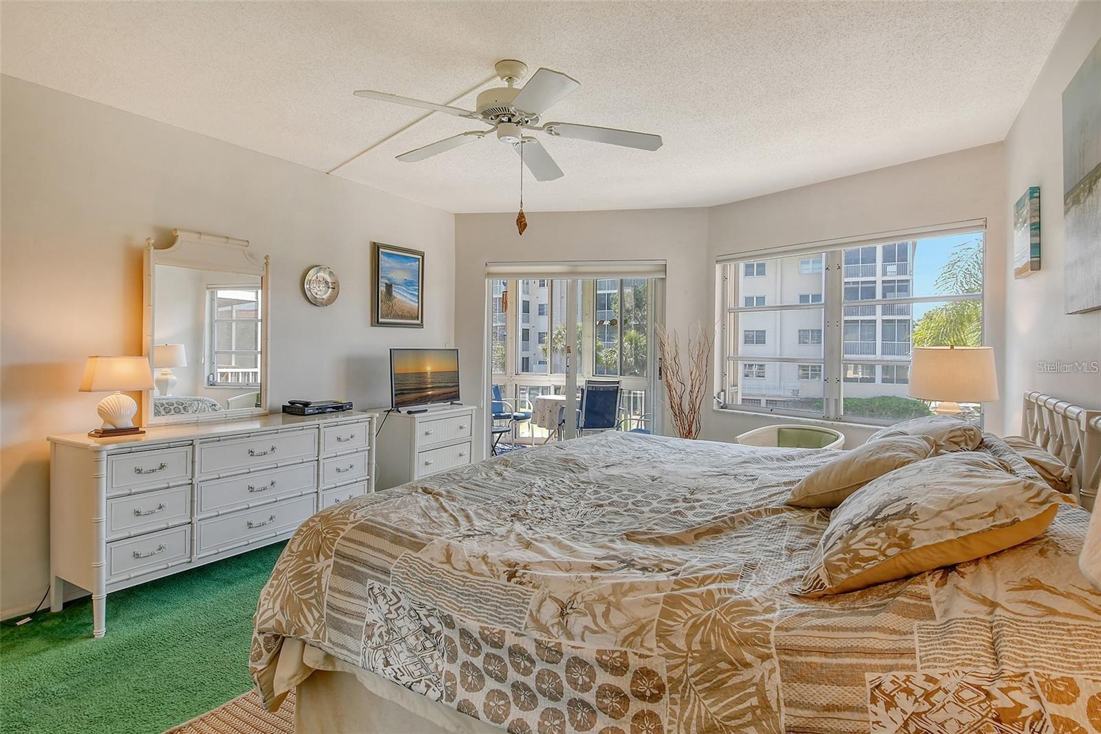 1300 N PORTOFINO DR #305 — photo 26
