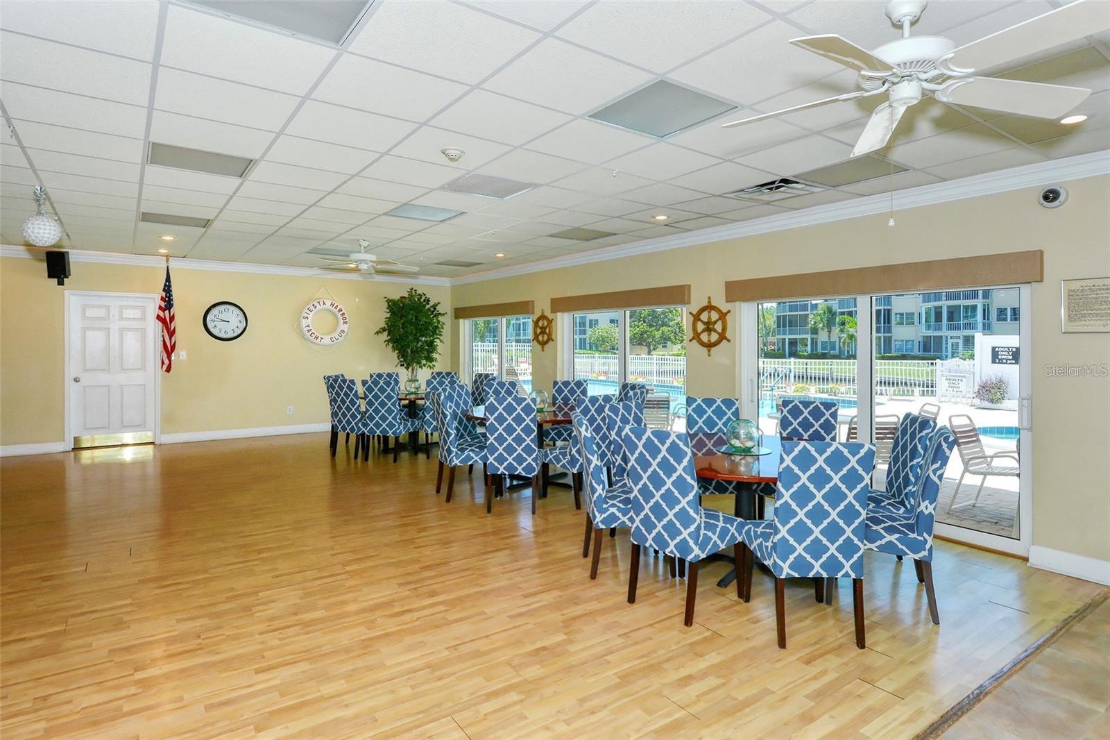 1300 N PORTOFINO DR #305 — photo 39