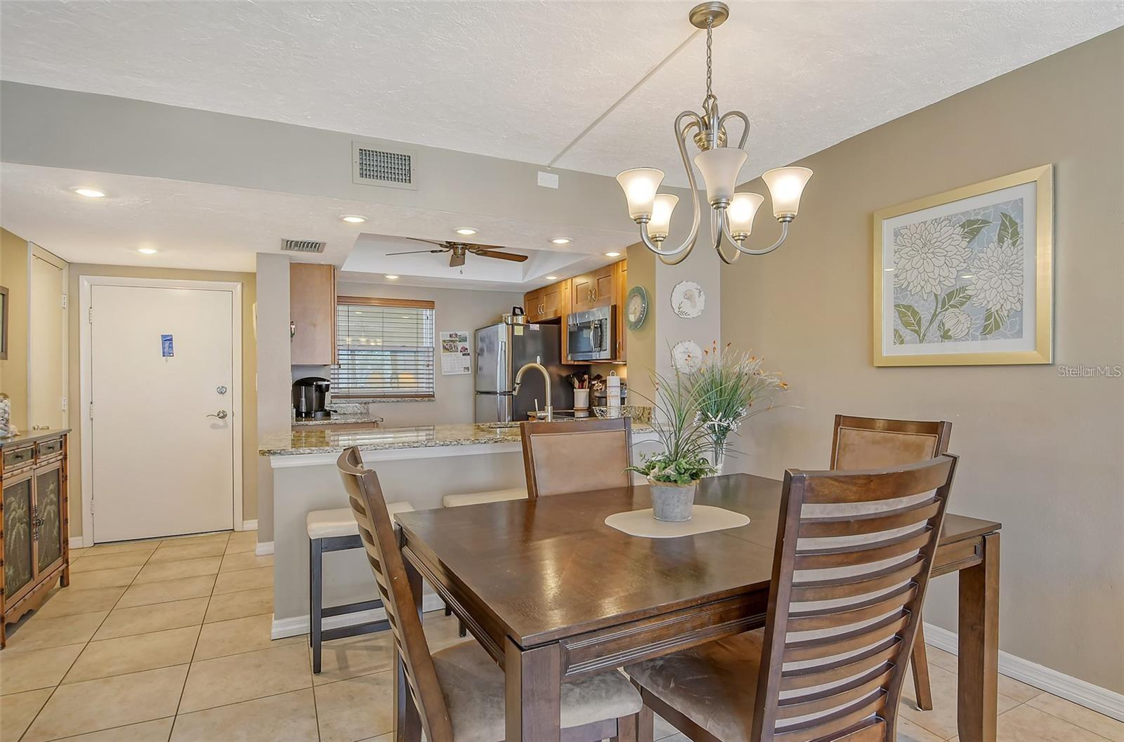 1300 N PORTOFINO DR #305 — photo 9