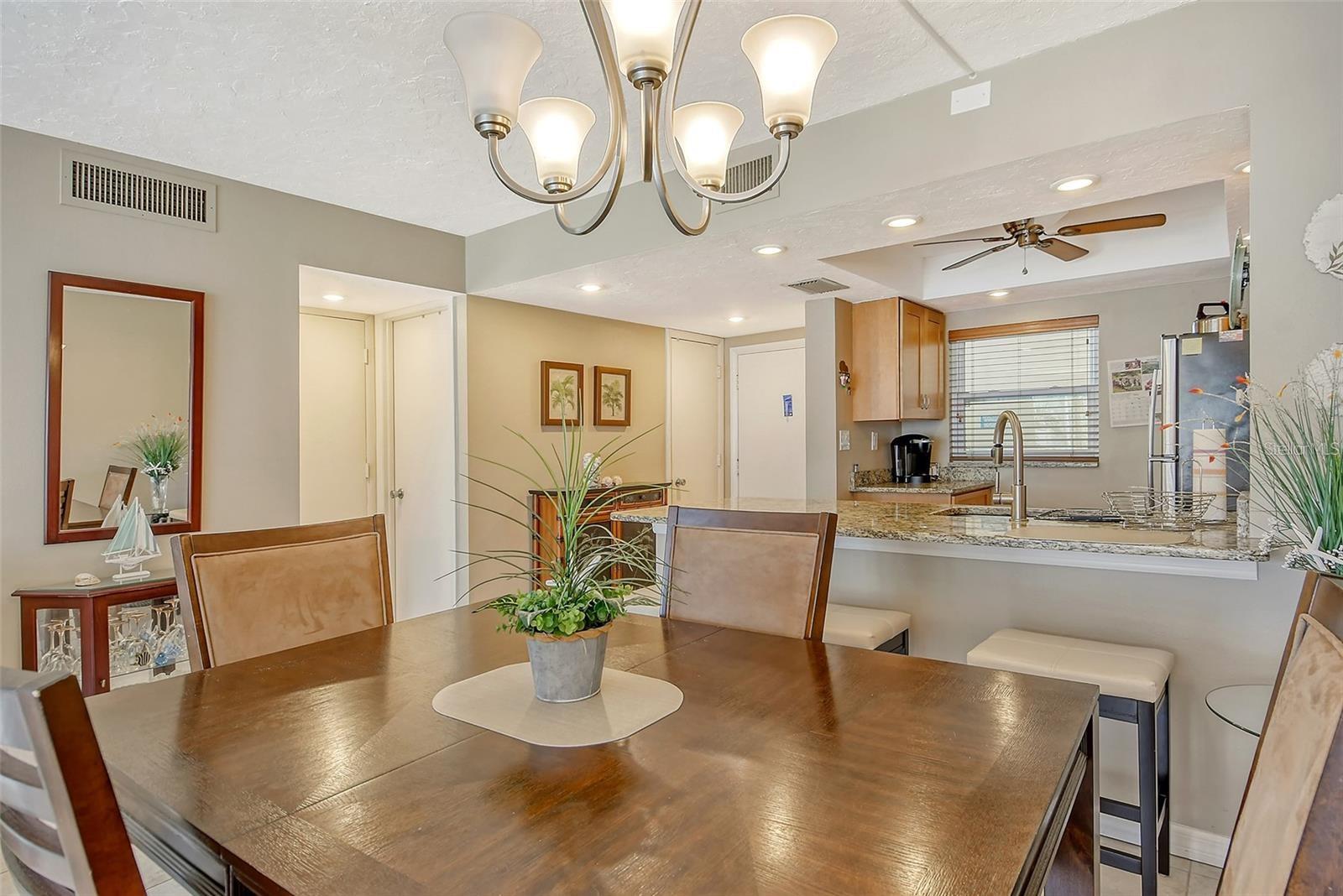 1300 N PORTOFINO DR #305 — photo 11