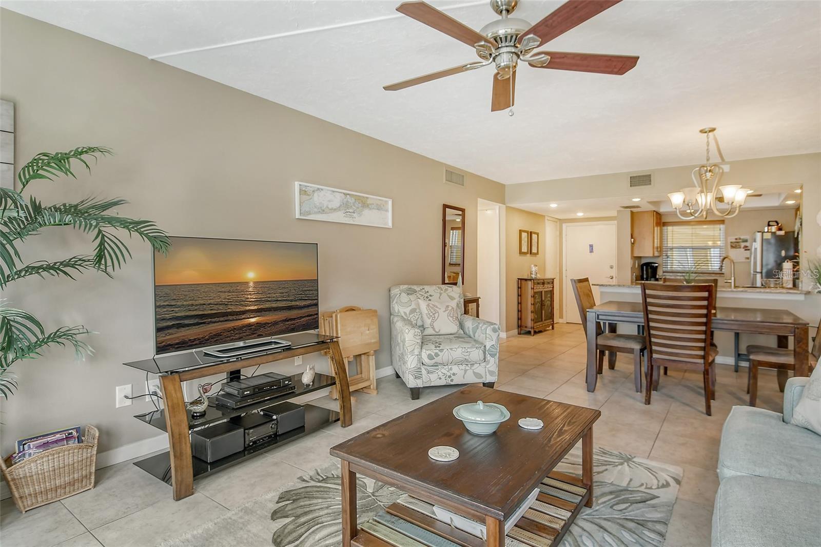 1300 N PORTOFINO DR #305 — photo 7