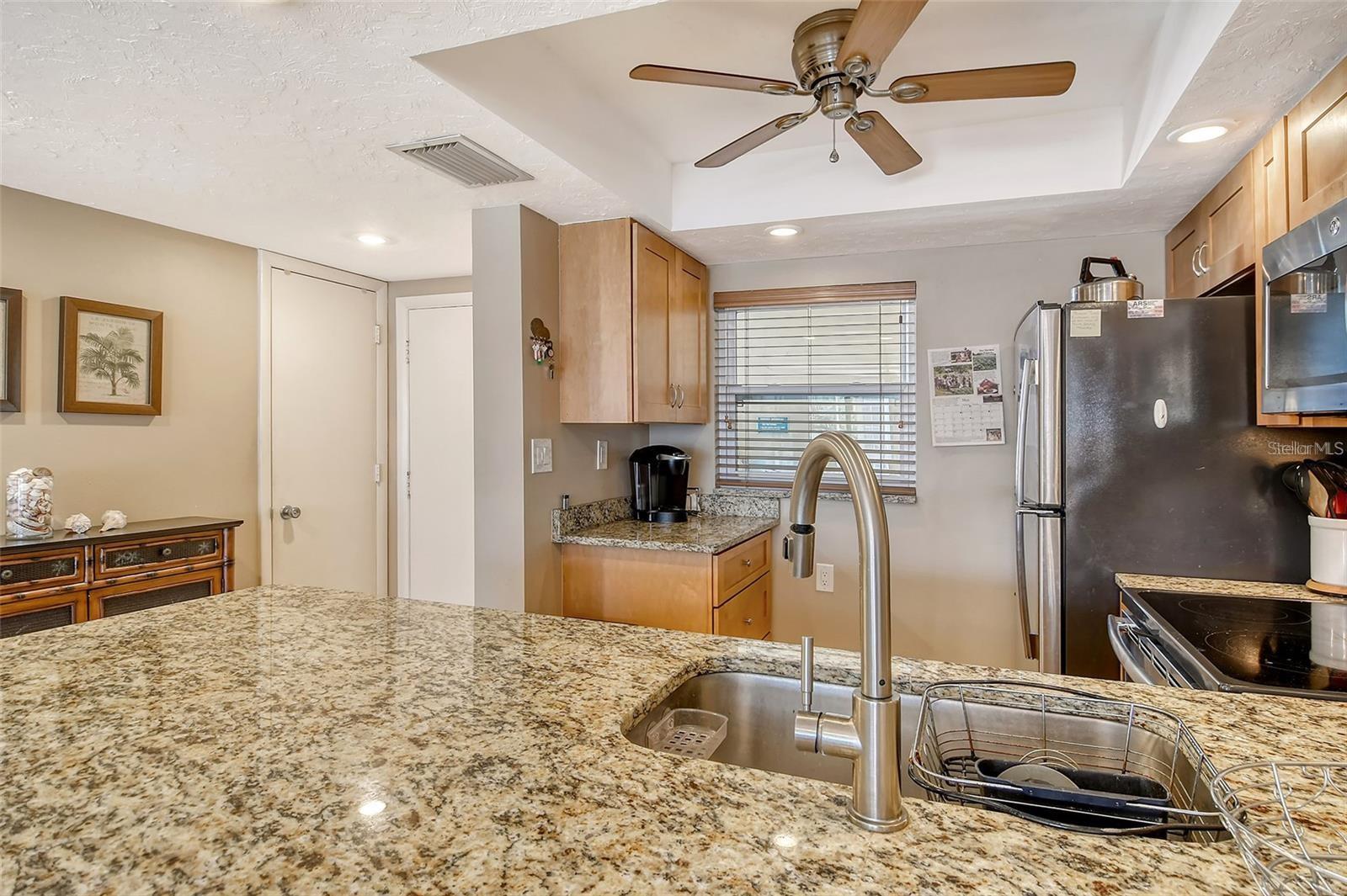 1300 N PORTOFINO DR #305 — photo 3