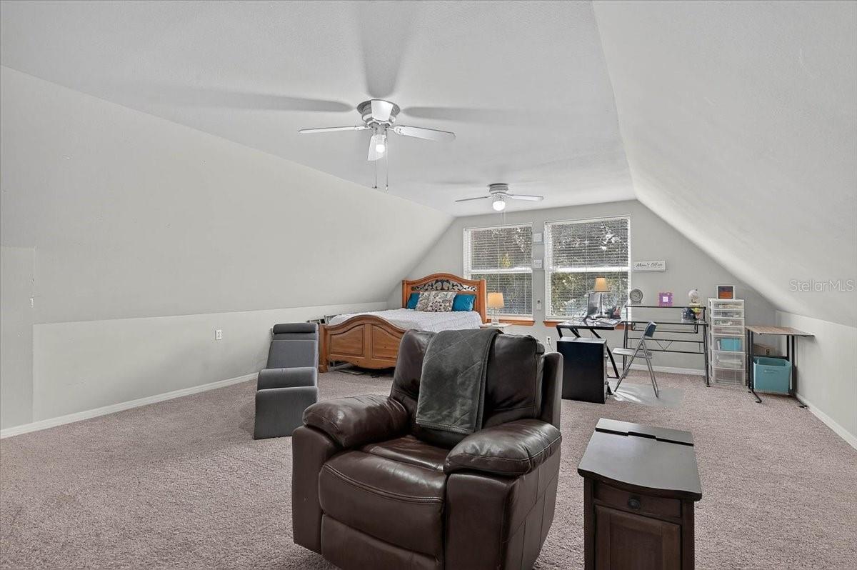 8814 RIVERLACHEN WAY — photo 34