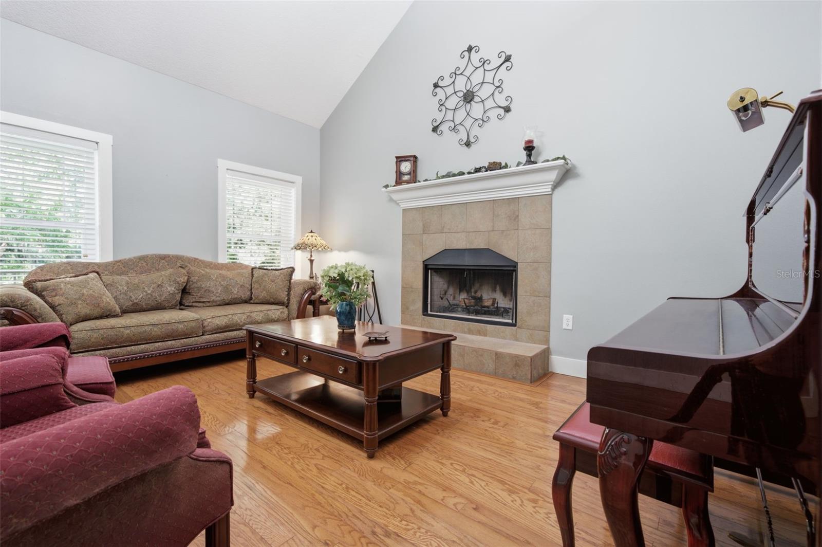 3407 FLAGSTAFF CIR — photo 6
