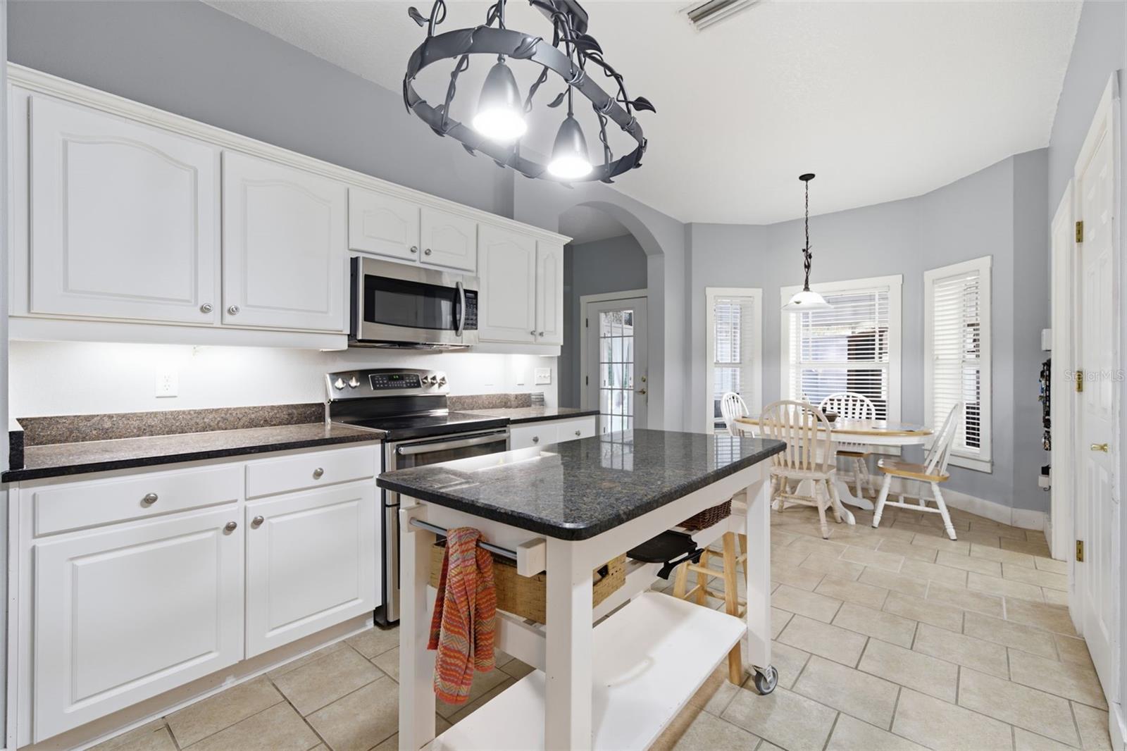 3407 FLAGSTAFF CIR — photo 9