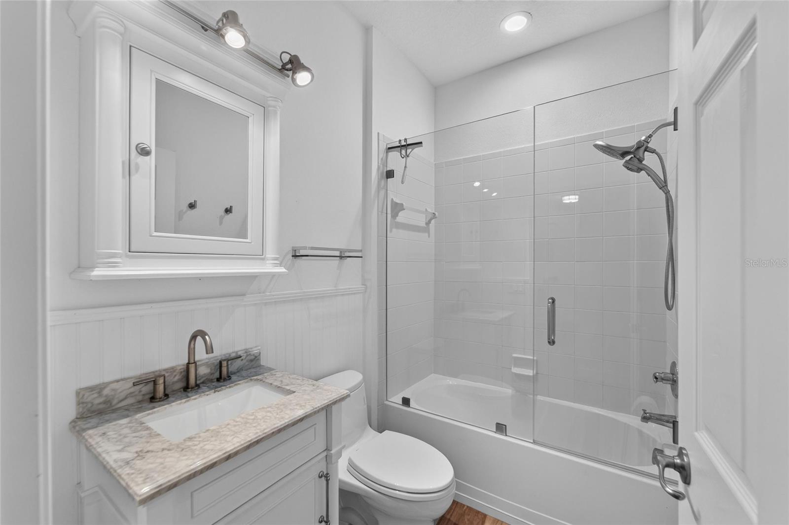 5318 GOLDEN ISLES DR — photo 36
