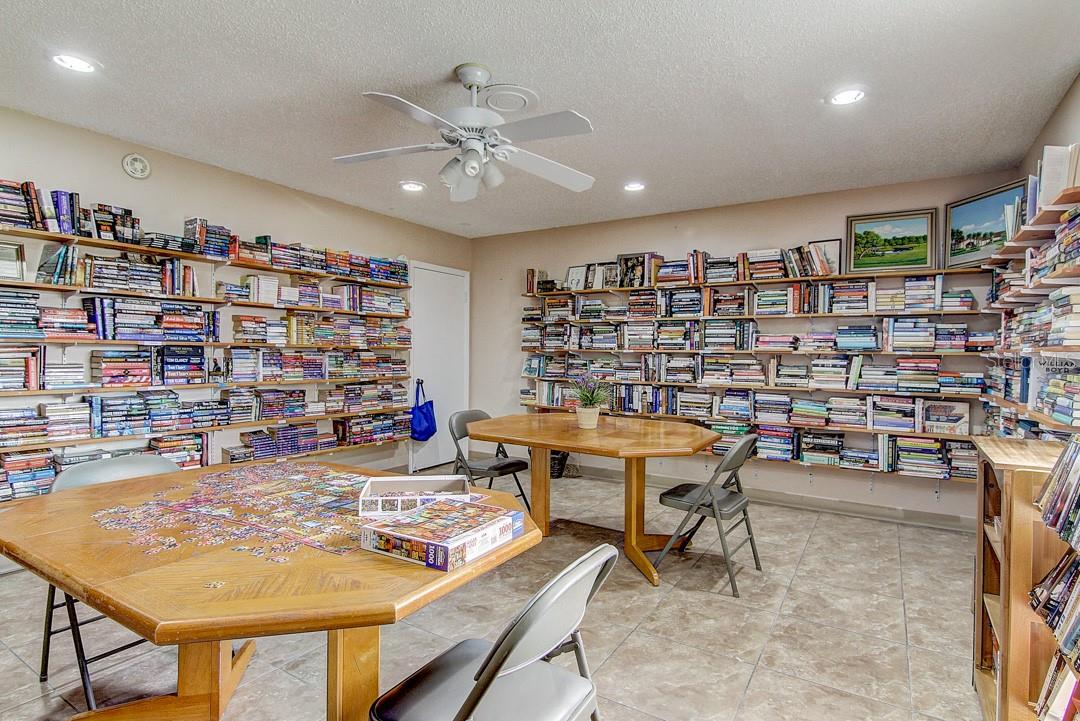 1428 ARROWHEAD CIR W — photo 18