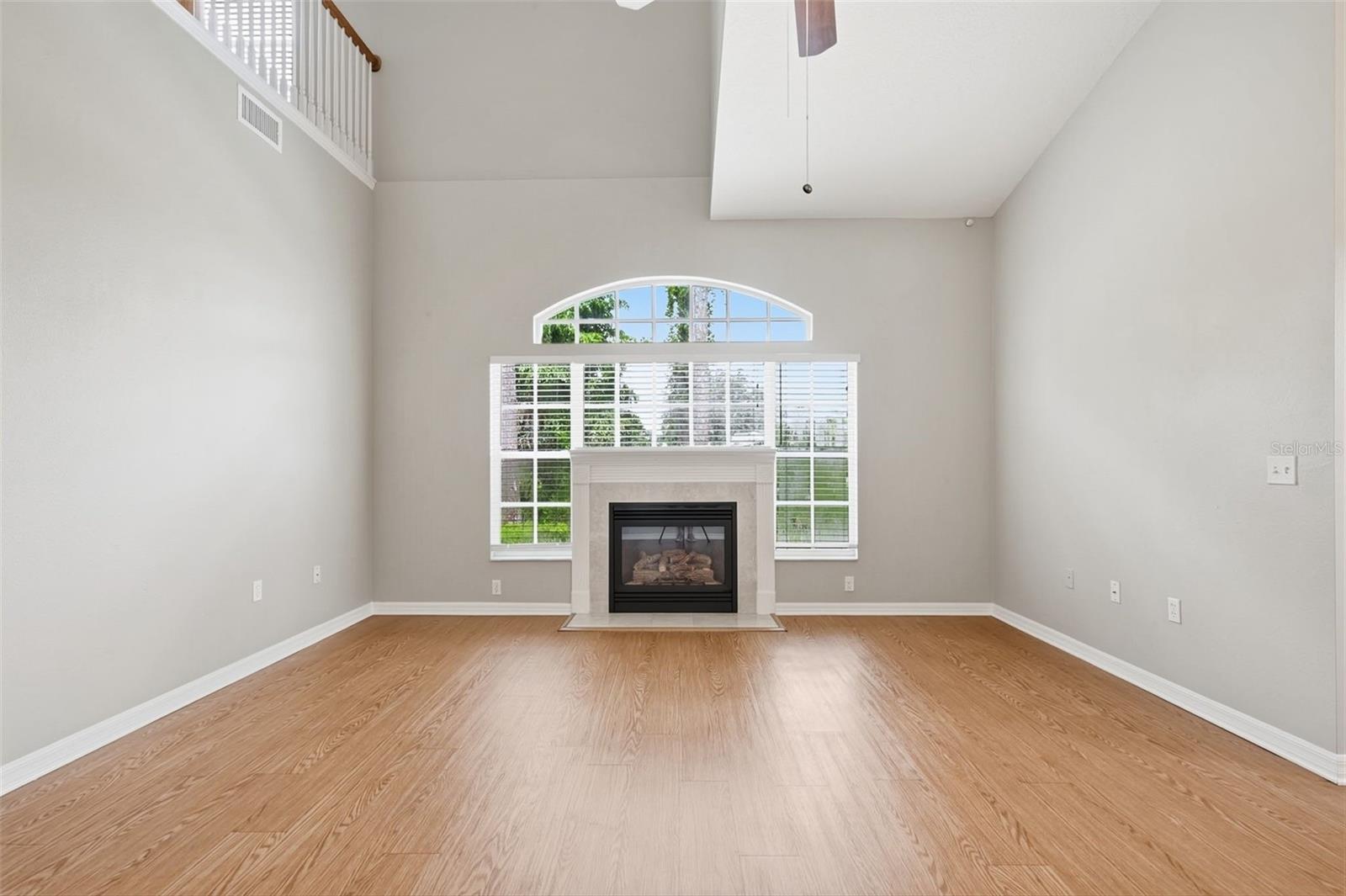 7444 MOORGATE CT — photo 8