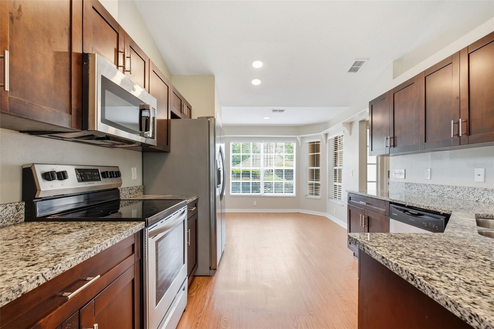 7444 MOORGATE CT — photo 11