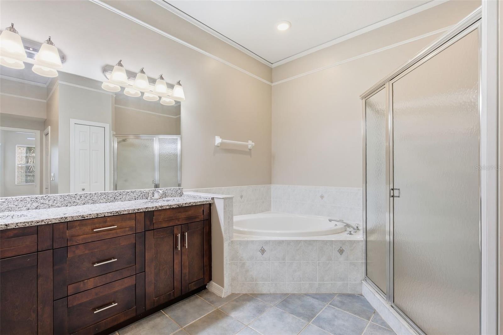7444 MOORGATE CT — photo 25