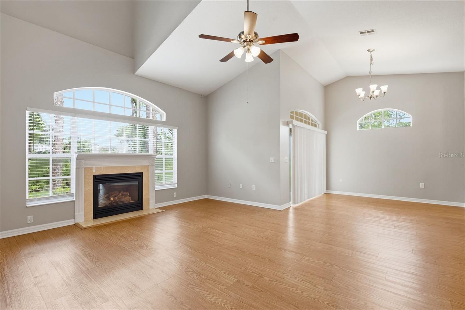 7444 MOORGATE CT — photo 9