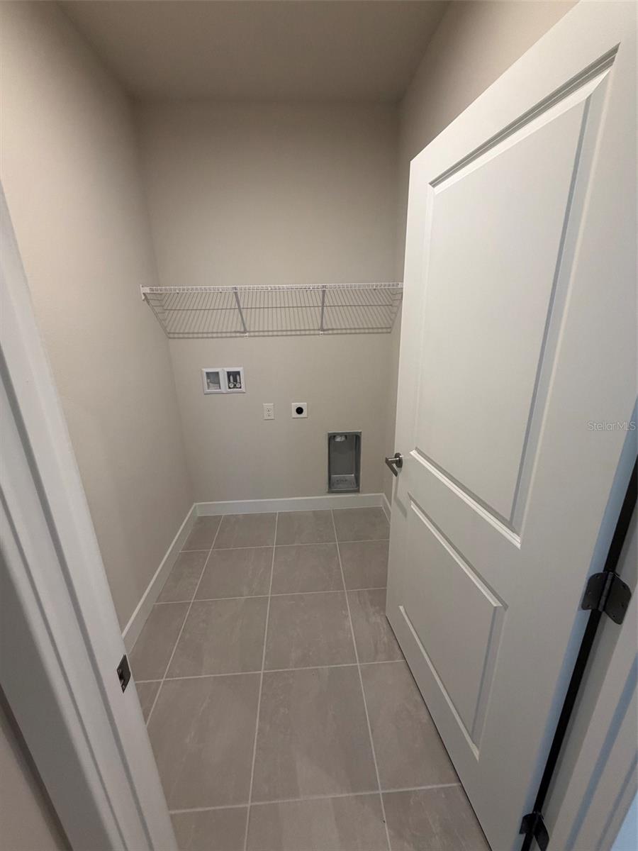 18716 HIGHLAND DEW ST — photo 14