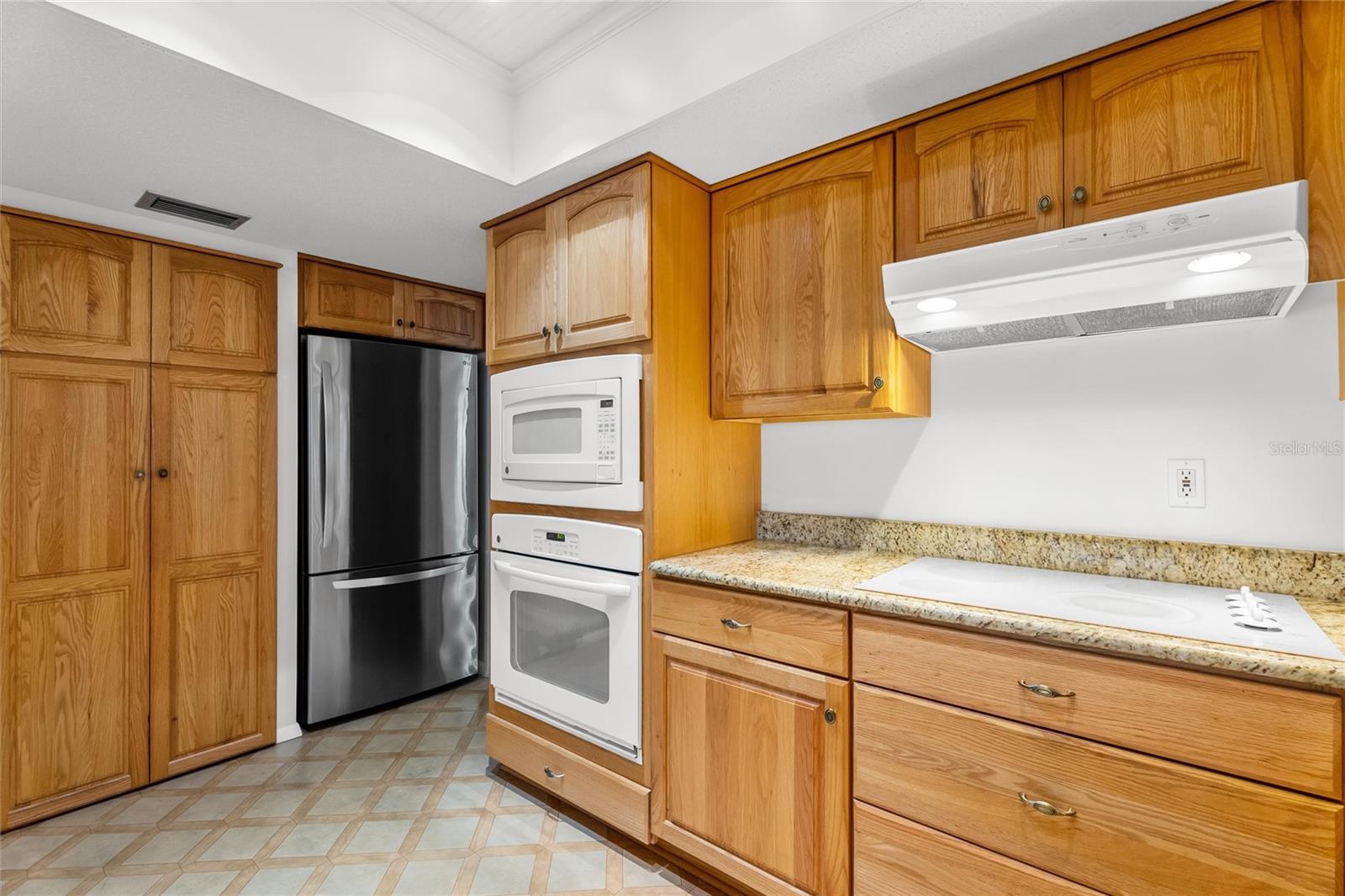773 VIVIENDA SOUTH CT #8 — photo 23