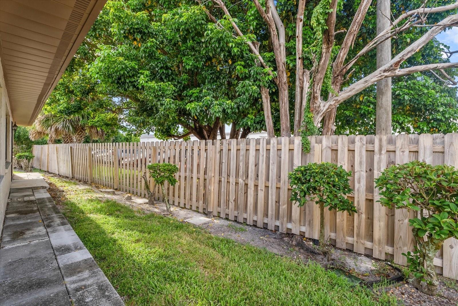 773 VIVIENDA SOUTH CT #8 — photo 34
