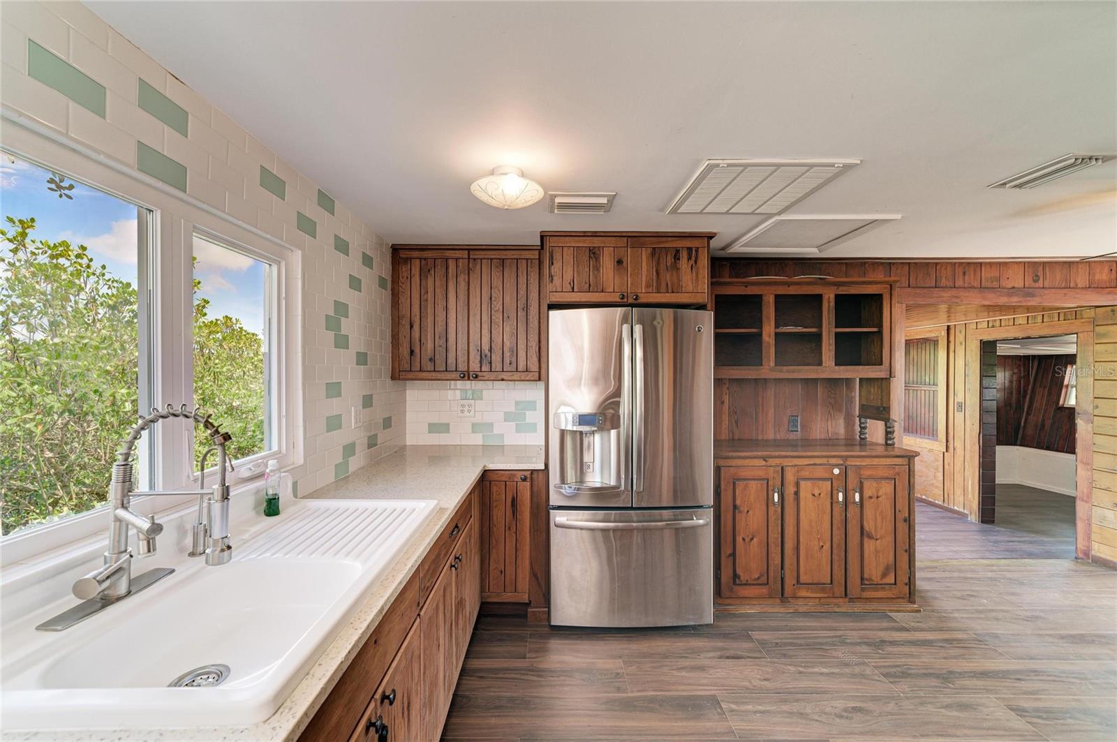 1609 SAFFOLD PARK DR — photo 19