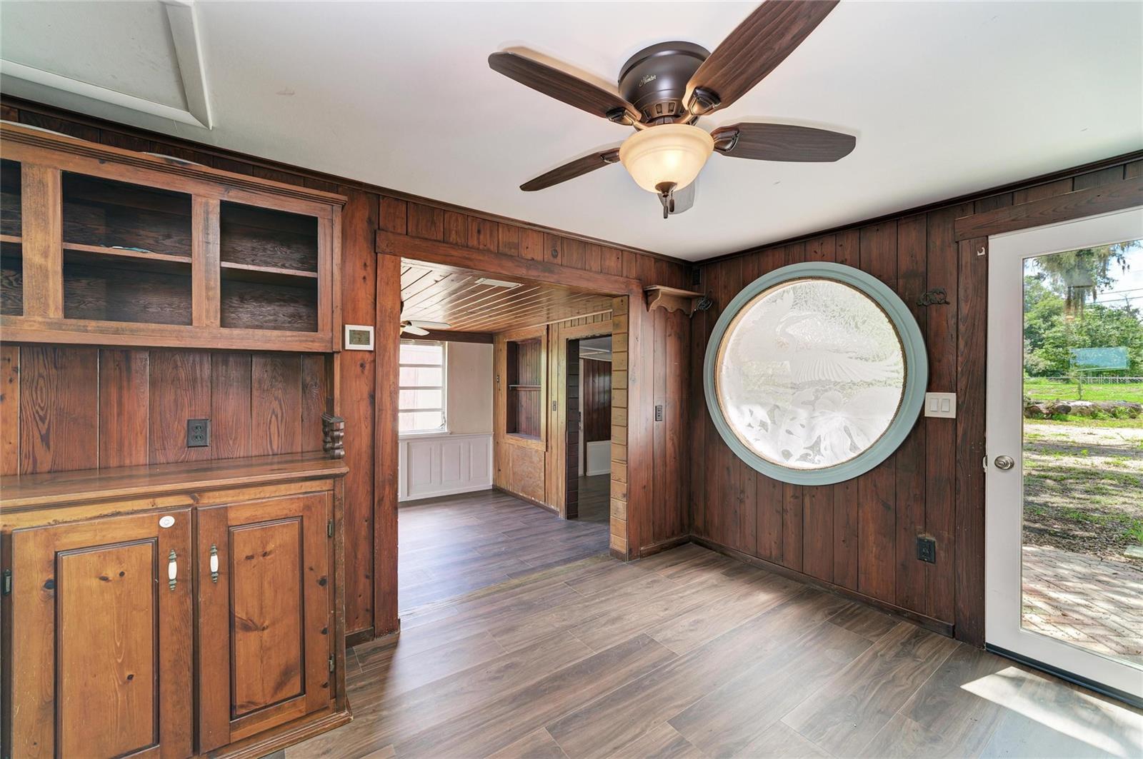1609 SAFFOLD PARK DR — photo 16